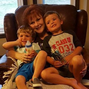 Meet your Posher, Elizabeth eldora